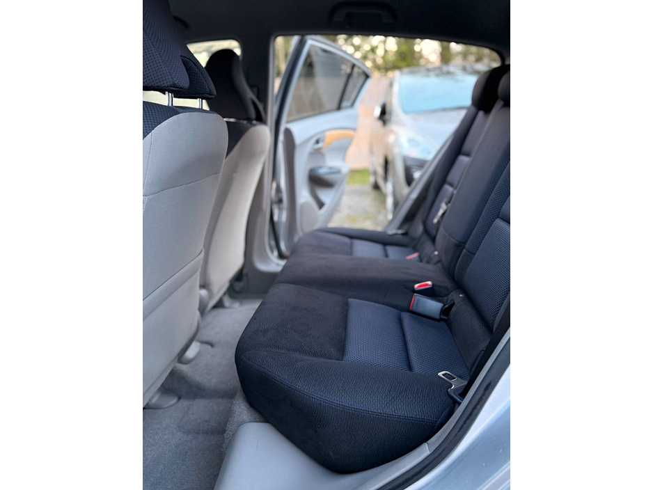 2009 Honda Insight - image 24