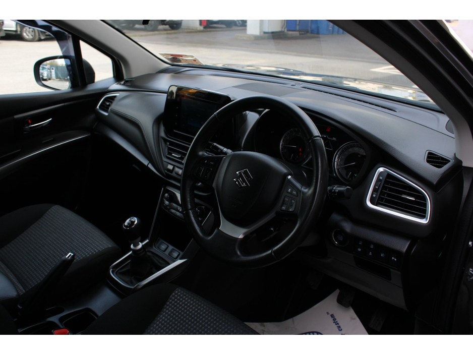 2024 Suzuki SX4 S-Cross - image 2