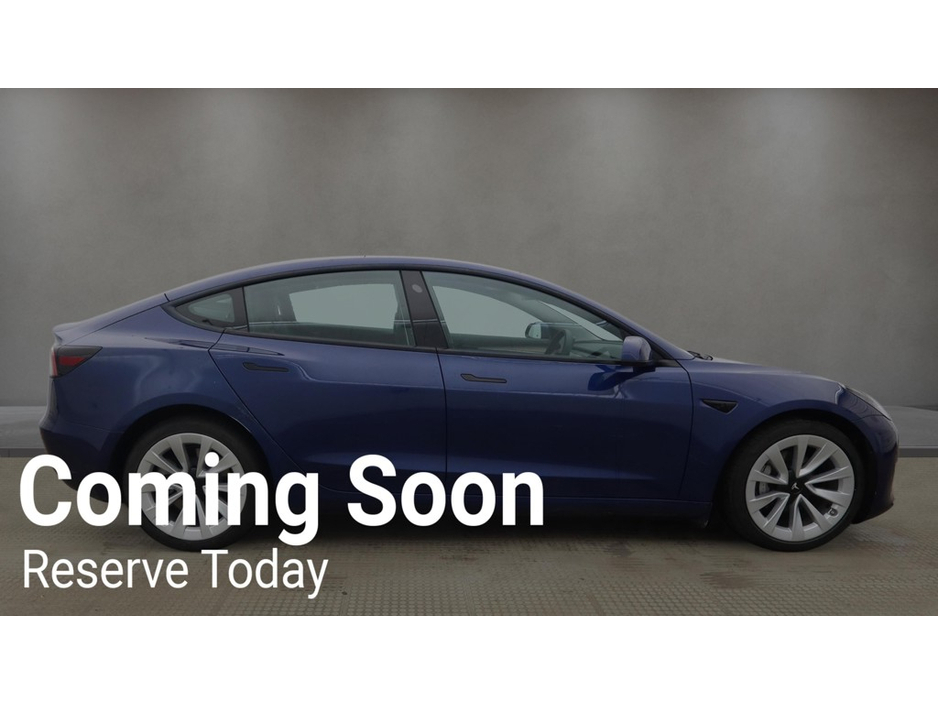 2022 Tesla Model 3 - image 3