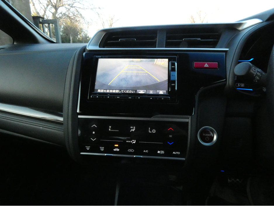 2015 Honda Fit 1.5 AUTO RS MODEL €9,950