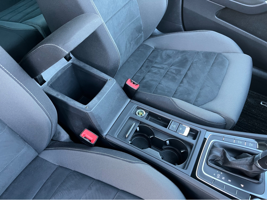 2018 Volkswagen Golf 1.4 HIGHLINE, AUTOMATIC €18,950