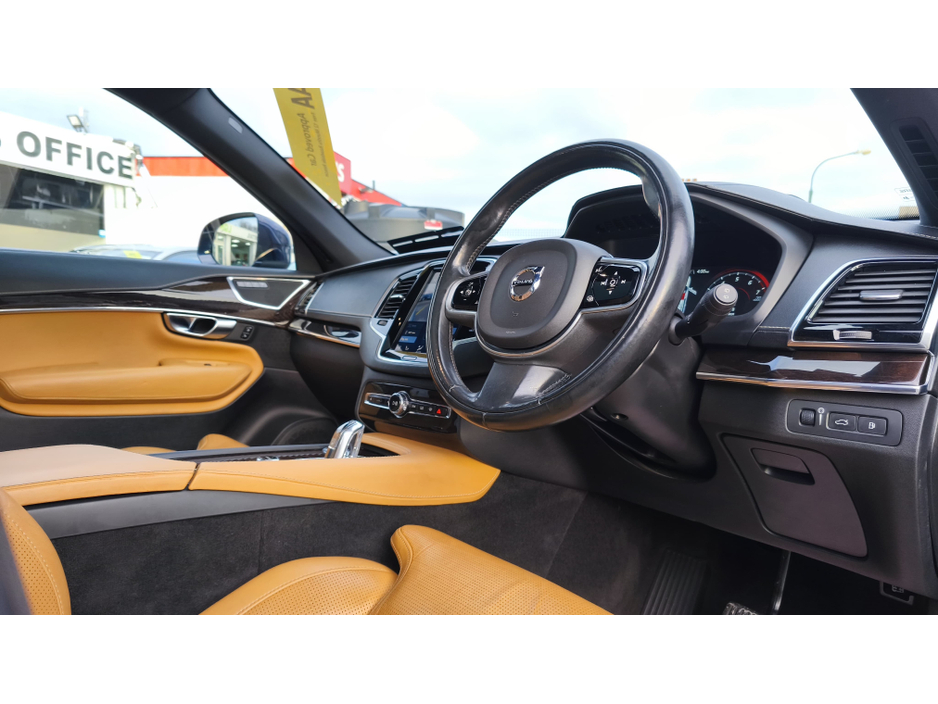 2017 Volvo XC90 2.0 T8 INSCRIPT T-ENG AWD AUTO 5DR TWIN A €29,950