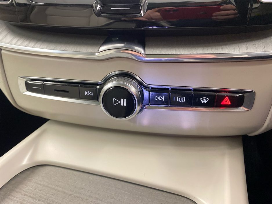 2024 Volvo XC60 2 YEARS SELKT WARRANTY ULTRA T6 PHEV €62,995