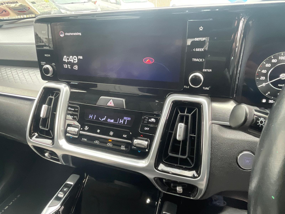 2021 Kia Sorento - image 5