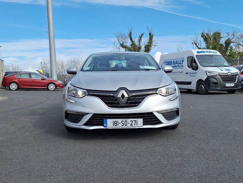 2018 Renault Megane - image 5