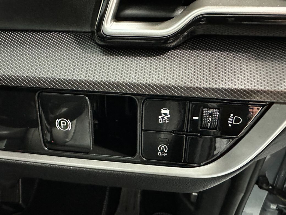 2025 Kia Sportage - image 25