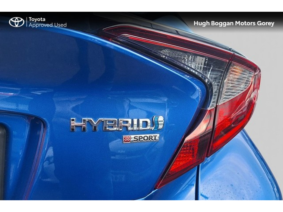 2022 Toyota C-HR - image 11