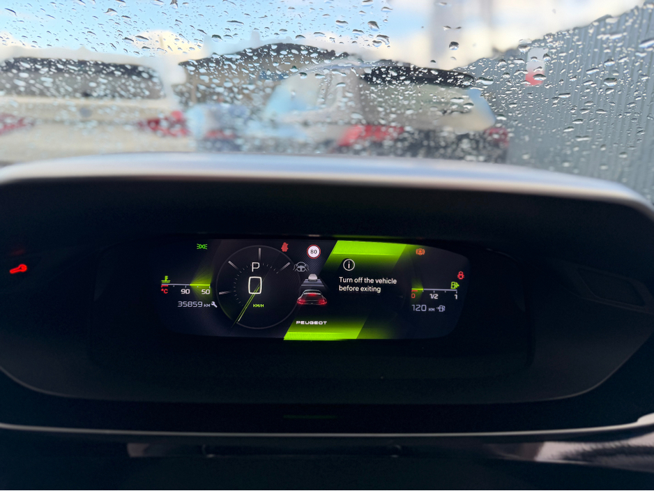 2024 Peugeot 408 - image 18