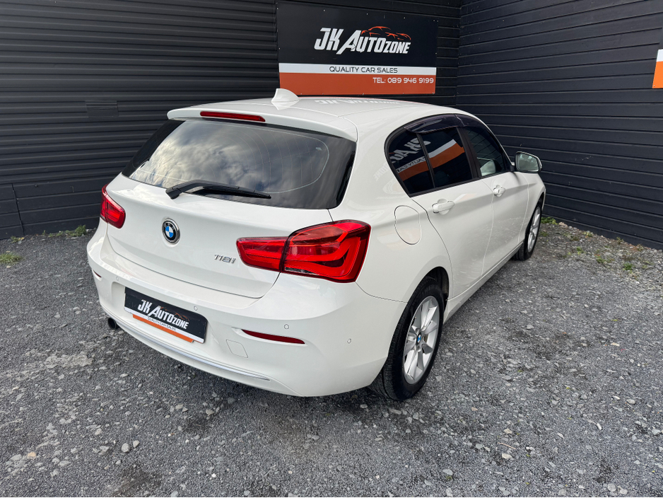 2015 BMW 1 Series 116i AUTO 5DR €11,995