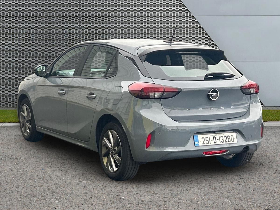 2025 Opel Corsa - image 3