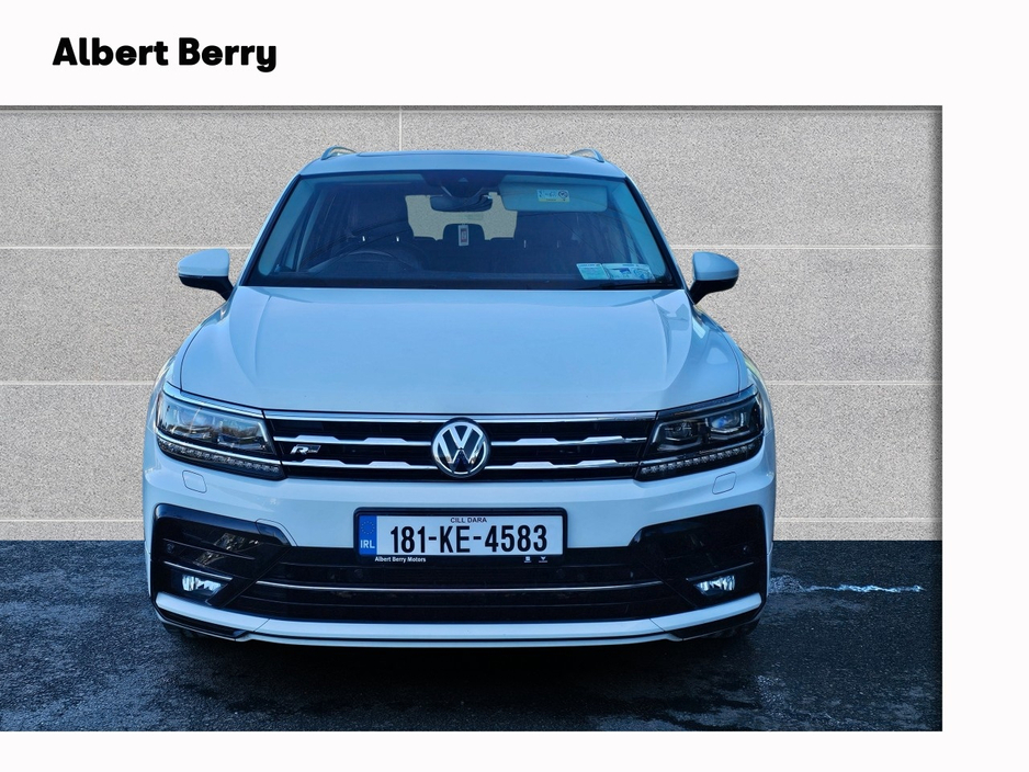 2018 Volkswagen Tiguan - image 2