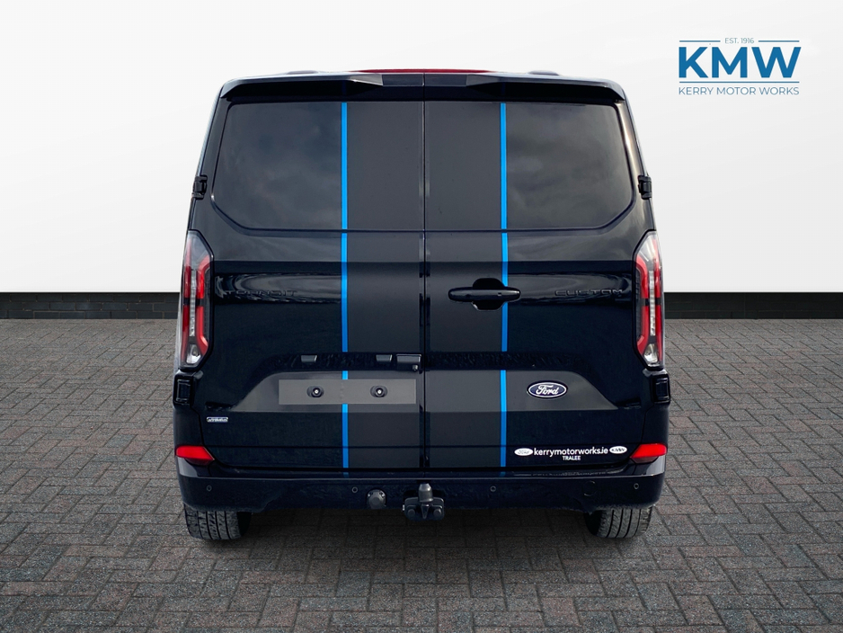 2026 Ford Transit Custom - image 3
