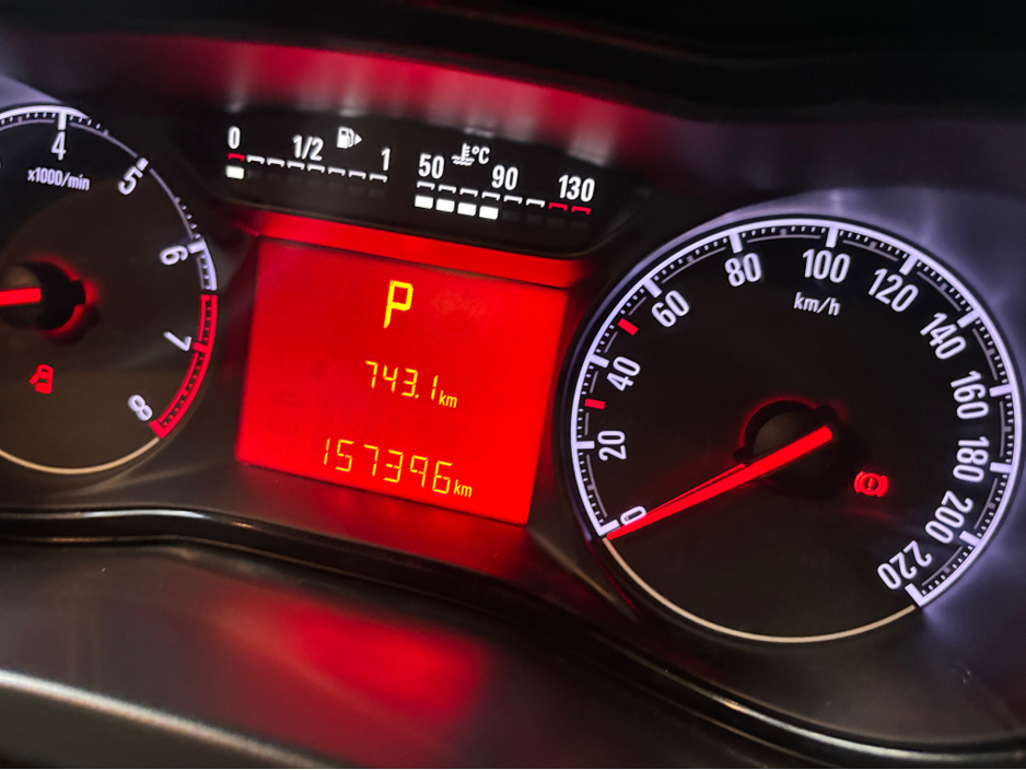 2019 Opel Corsa - image 10