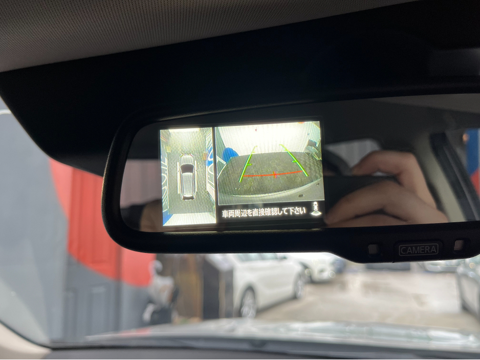 2018 Mitsubishi Outlander - image 24