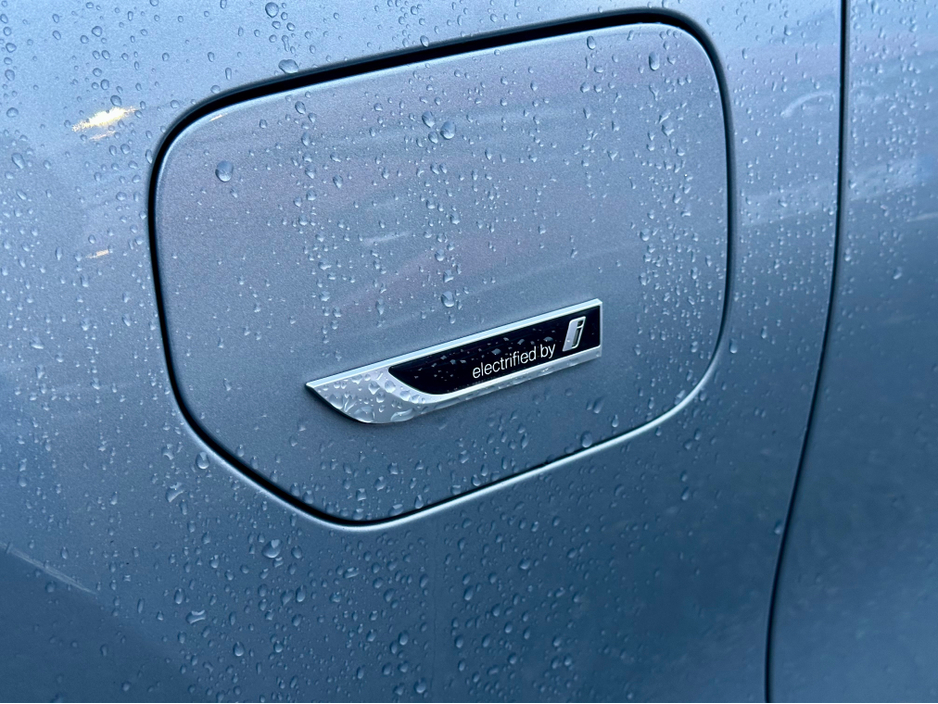 2024 BMW 3 Series 330e SPORT AUTO €40,950