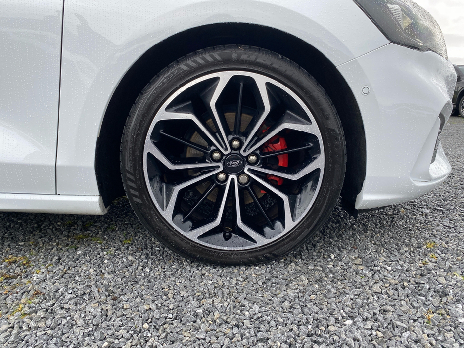 2022 Ford Focus ST-Line 1.0 MHEV 125BHP.. 18 Alloys and Camera €23,500