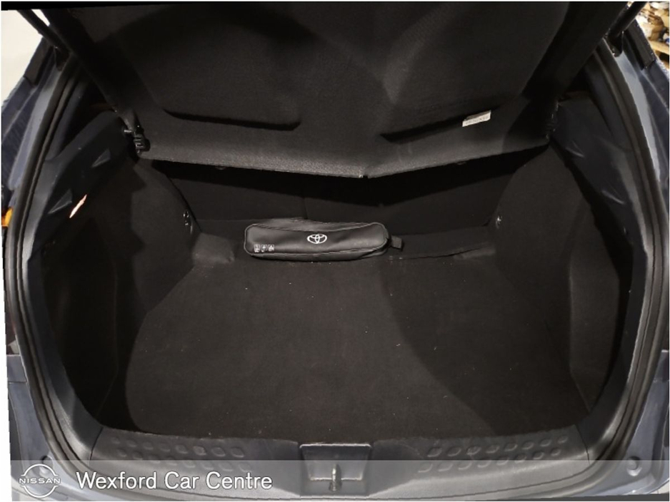 2023 Toyota C-HR 1.8 HYBRID SPORT €27,395