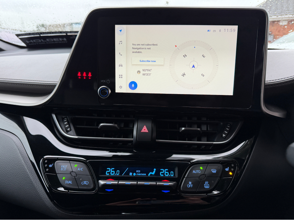 2023 Toyota C-HR HYBRID..Keyless Entry..Apple CarPlay €22,750