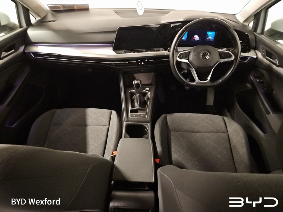 2021 Volkswagen Golf 2.0 TDI 115HP Life €21,975