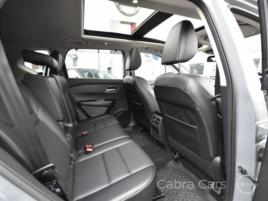 2025 Nissan X-Trail - image 11