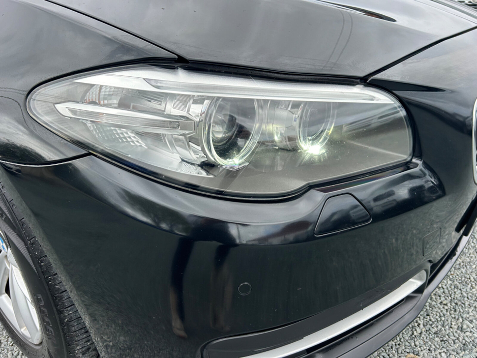 2015 BMW 5 Series - image 24