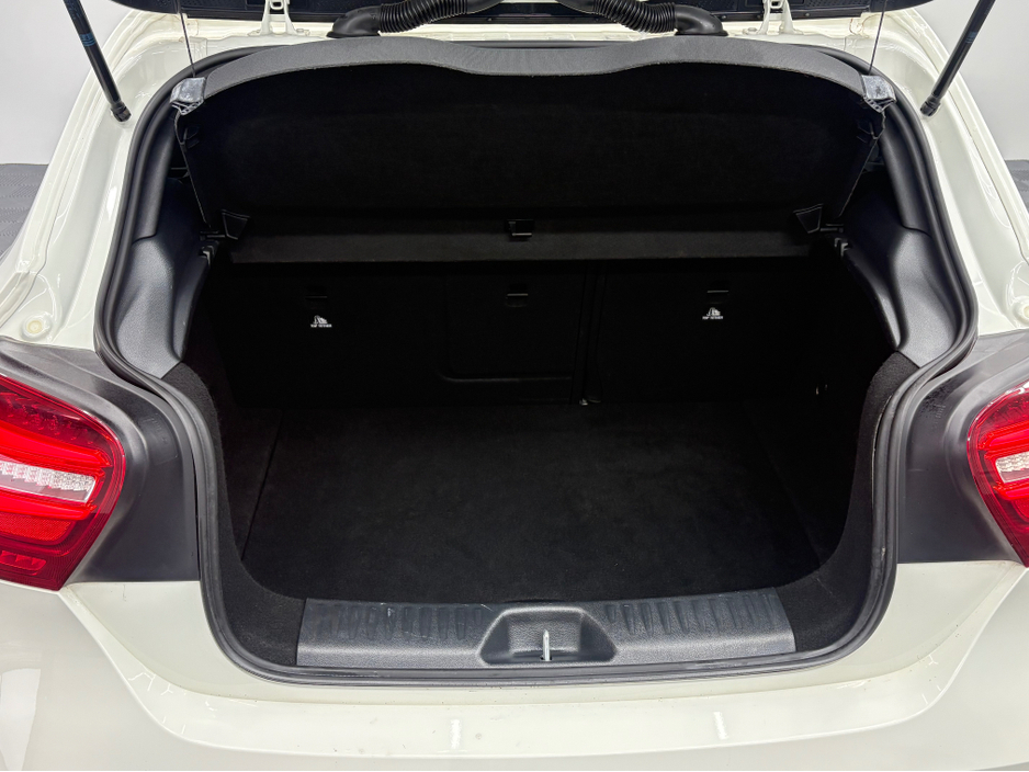 2018 Mercedes-Benz A Class - image 18