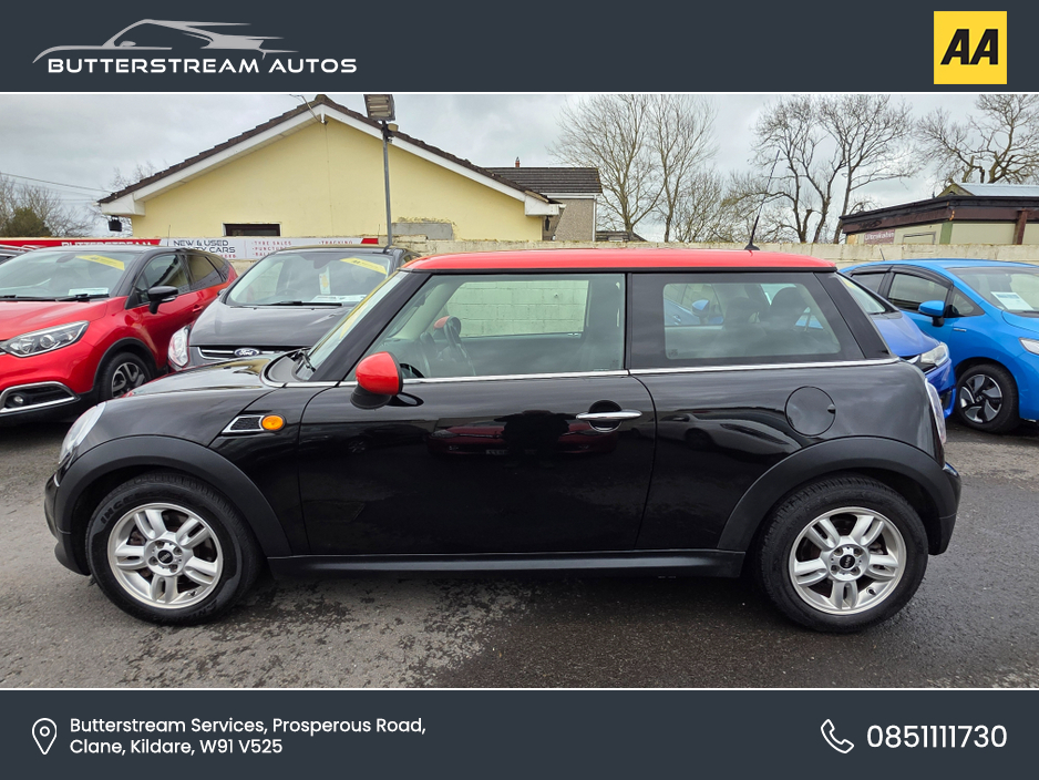 2014 MINI Hatch - image 3