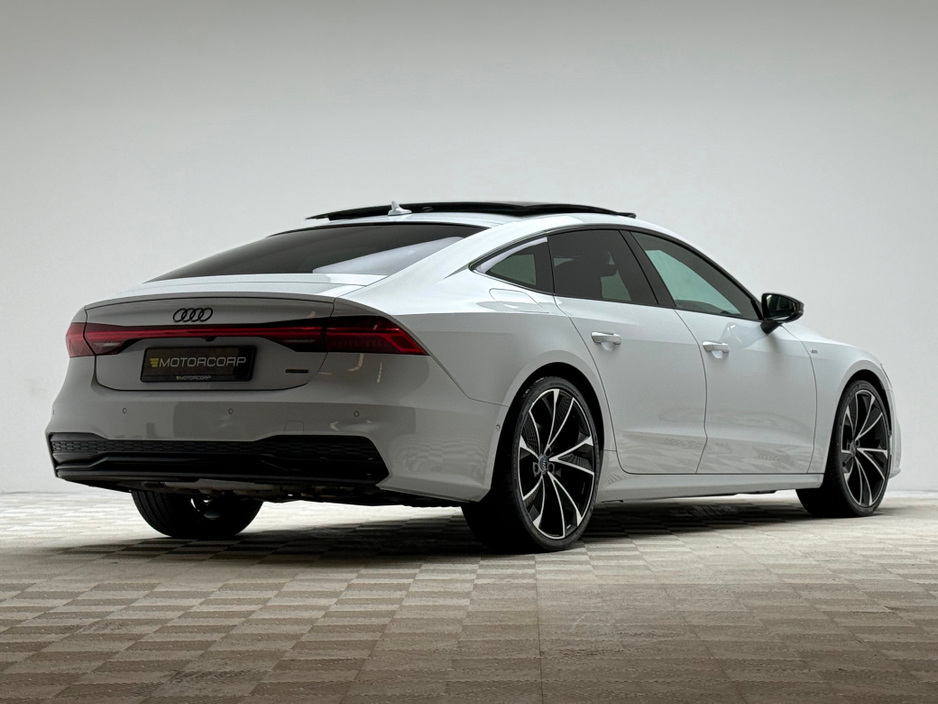 2025 Audi A7 - image 7