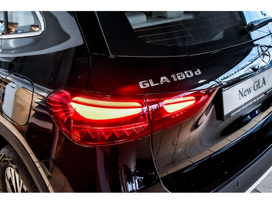 2025 Mercedes-Benz GLA Class - image 6