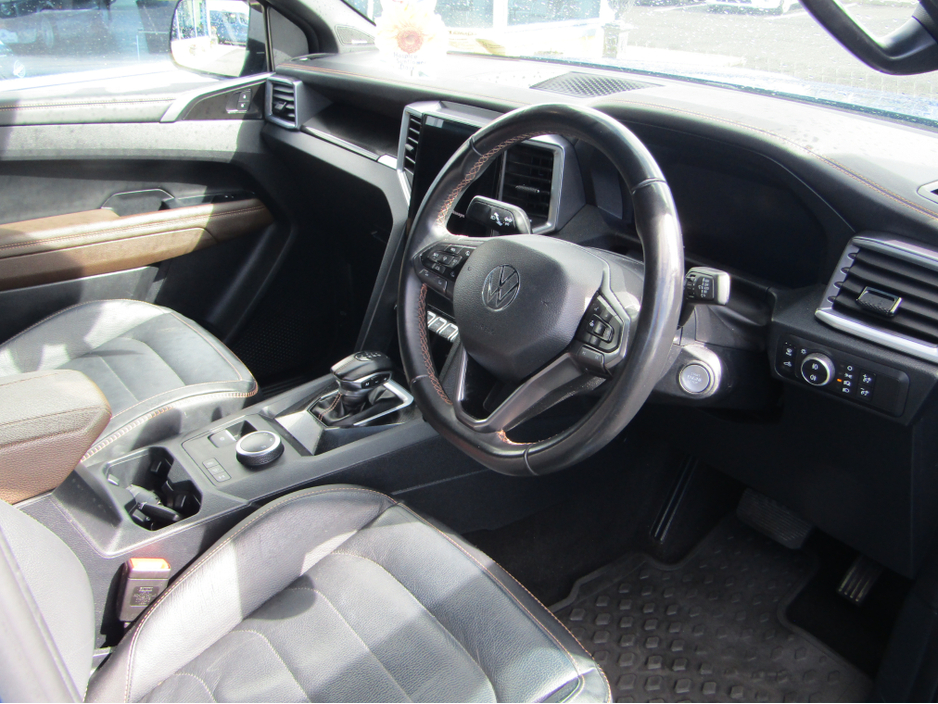 2024 Volkswagen Amarok - image 12