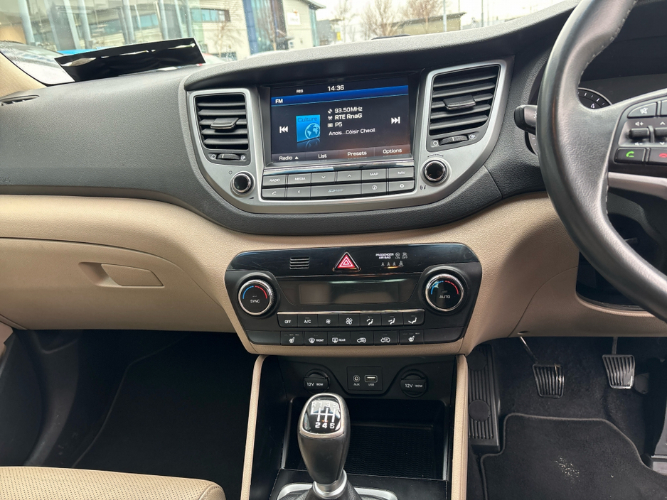 2018 Hyundai Tucson - image 8