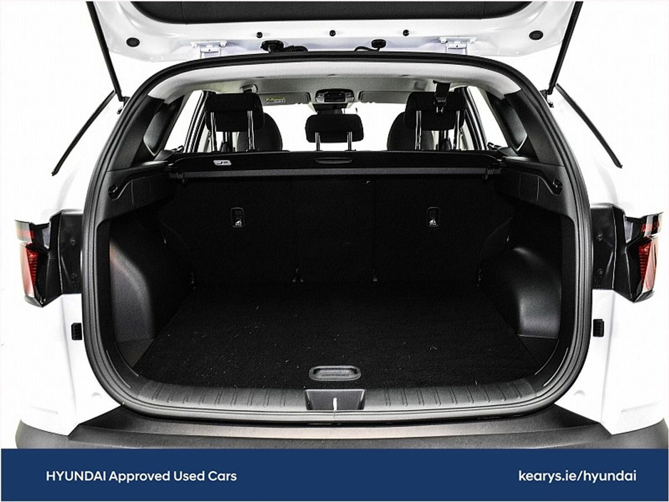 2023 Hyundai Tucson - image 9