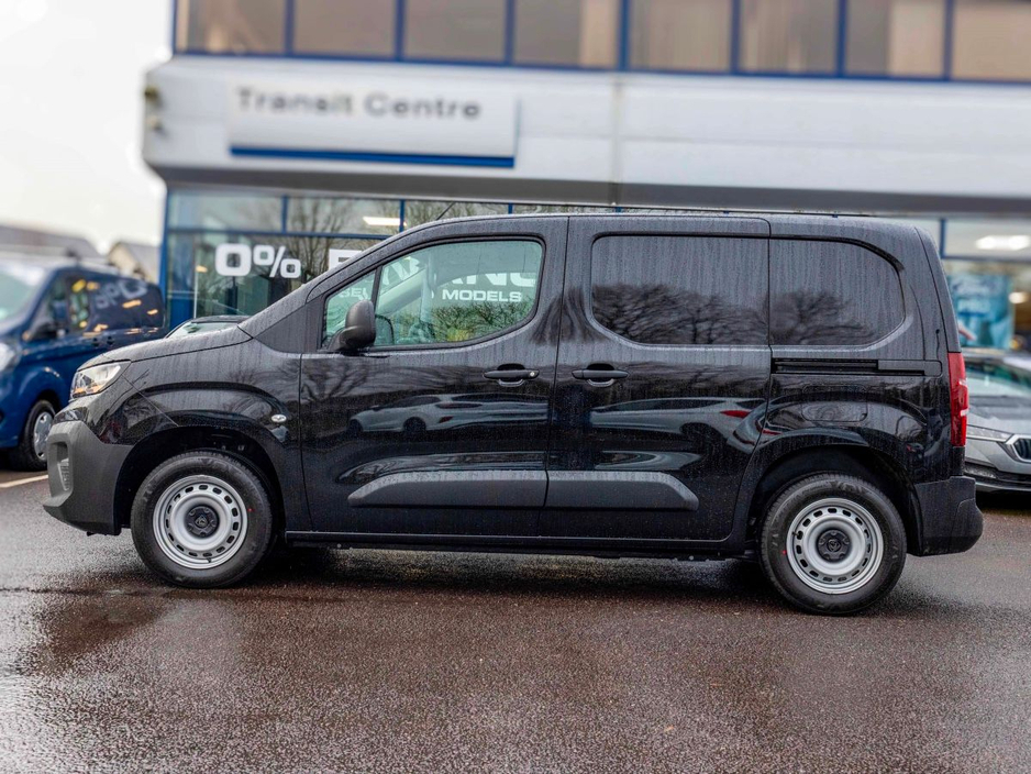 2026 Peugeot Partner 2026 - PRE REG OFFER - PARTNER PRO PLUS1.5 HDI 100 65 €22,750