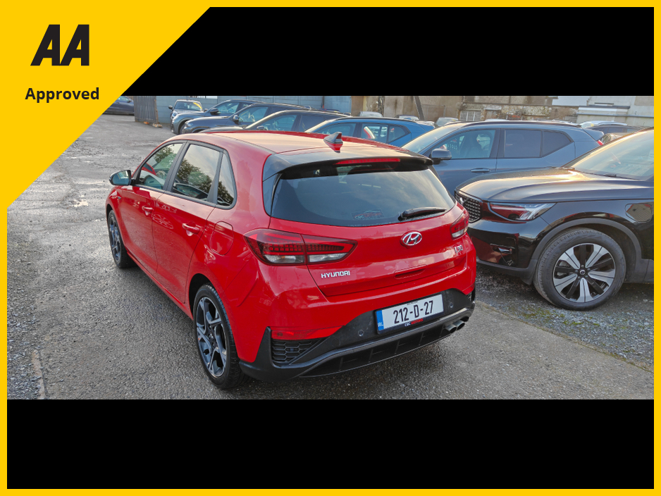 2021 Hyundai i30 - image 9