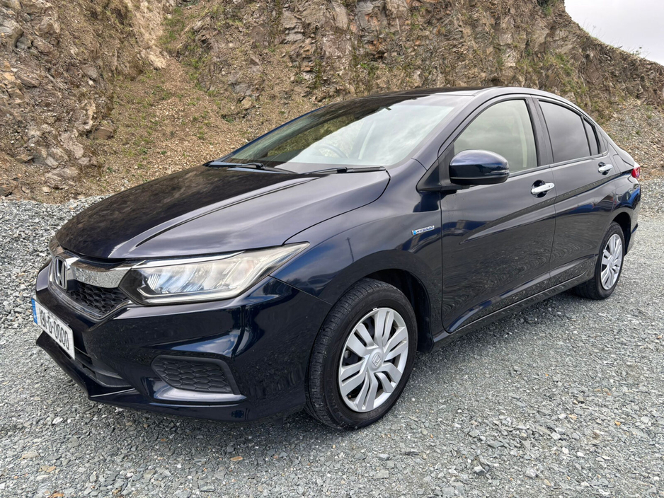 2019 Honda Grace - image 6