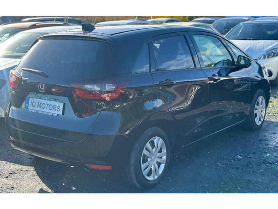 2022 Honda Fit - image 6