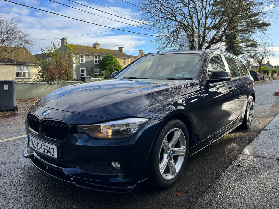 2014 BMW 3 Series - image 5