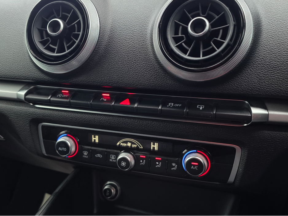 2017 Audi A3 ( 172 REG 1.4 TFSI FACE-LIFT  SMARTPHONE INTERFACE- SATNAV - VIRTUAL COCKPIT - NAVIGATION REVERSING CAMERA -  PARKING SENSORS €17,950