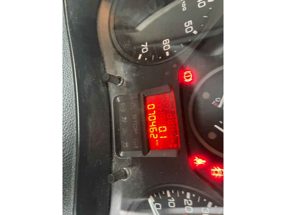 2015 Peugeot Partner - image 7