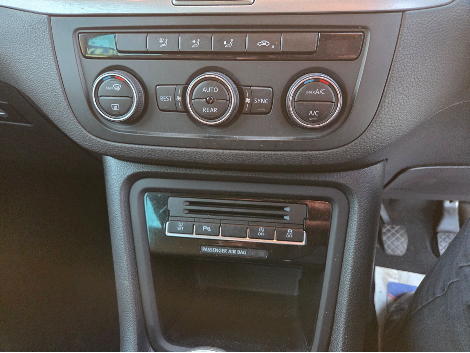 2017 Volkswagen Sharan TDI SE BLUEMOTION 150PS 5DR 2.0 7SEATS €19,950