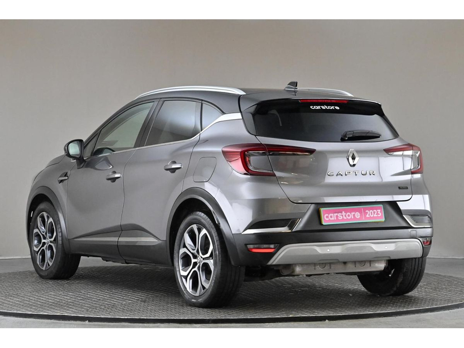 2023 Renault Captur - image 7