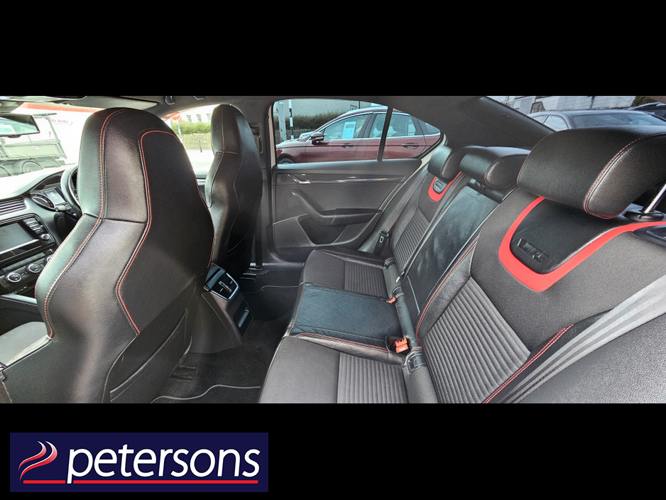 2016 Skoda Octavia - image 14