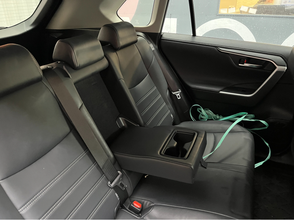 2021 Toyota Rav4 - image 15