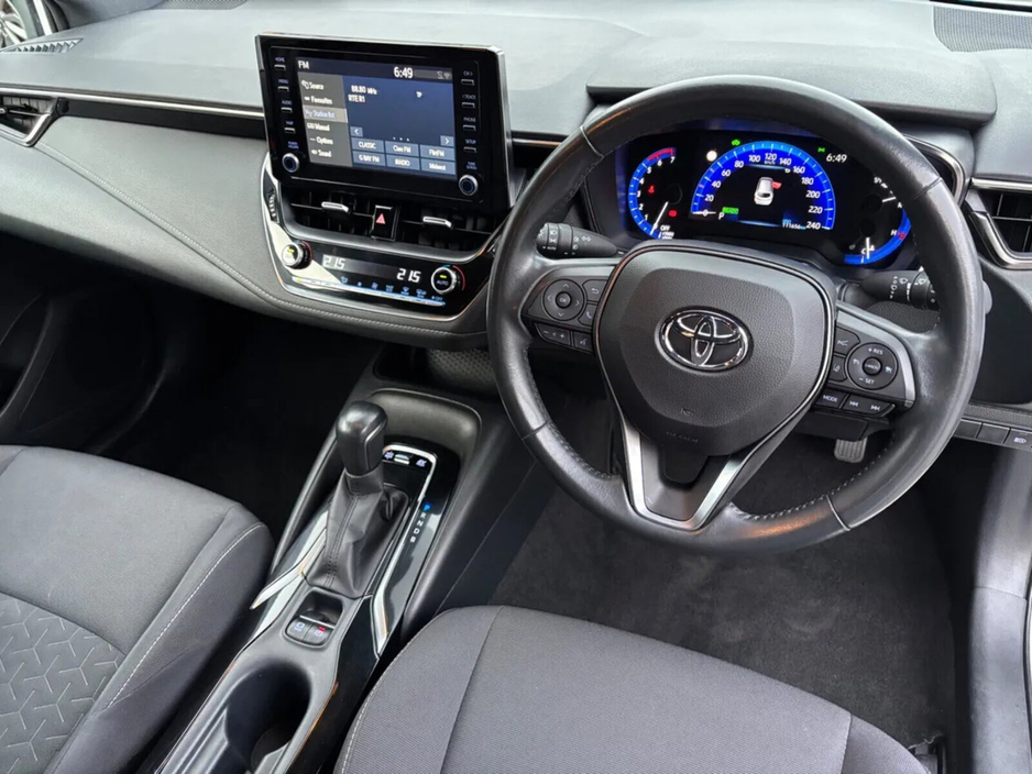 2022 Toyota Corolla - image 24