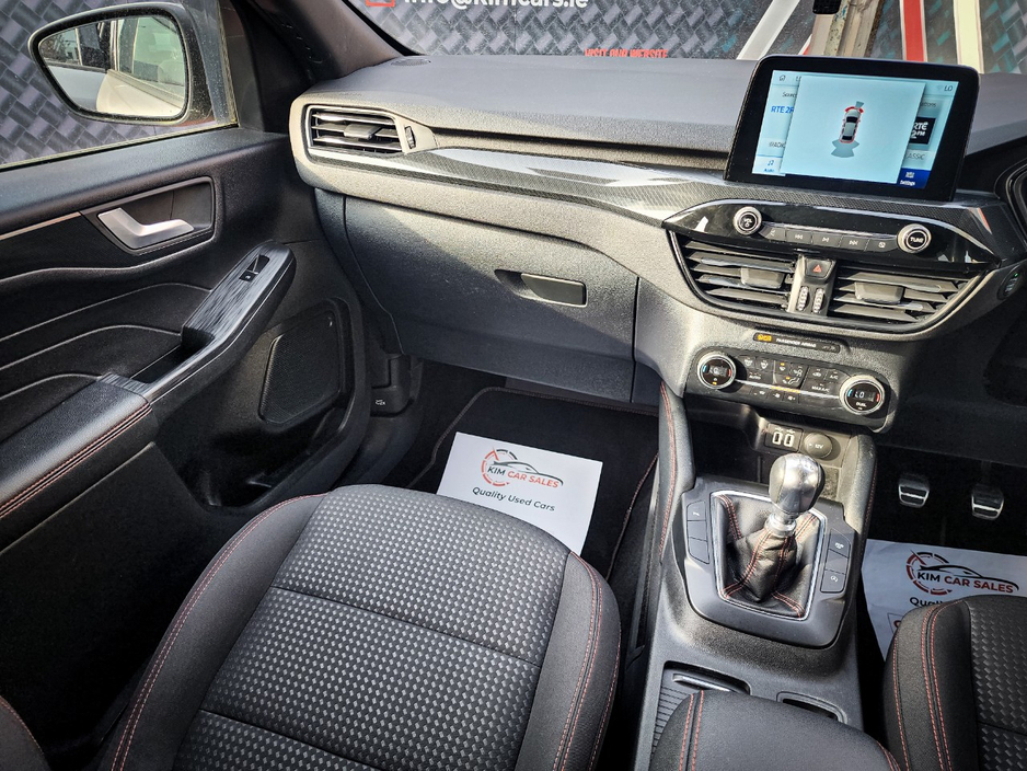 2022 Ford Kuga - image 19