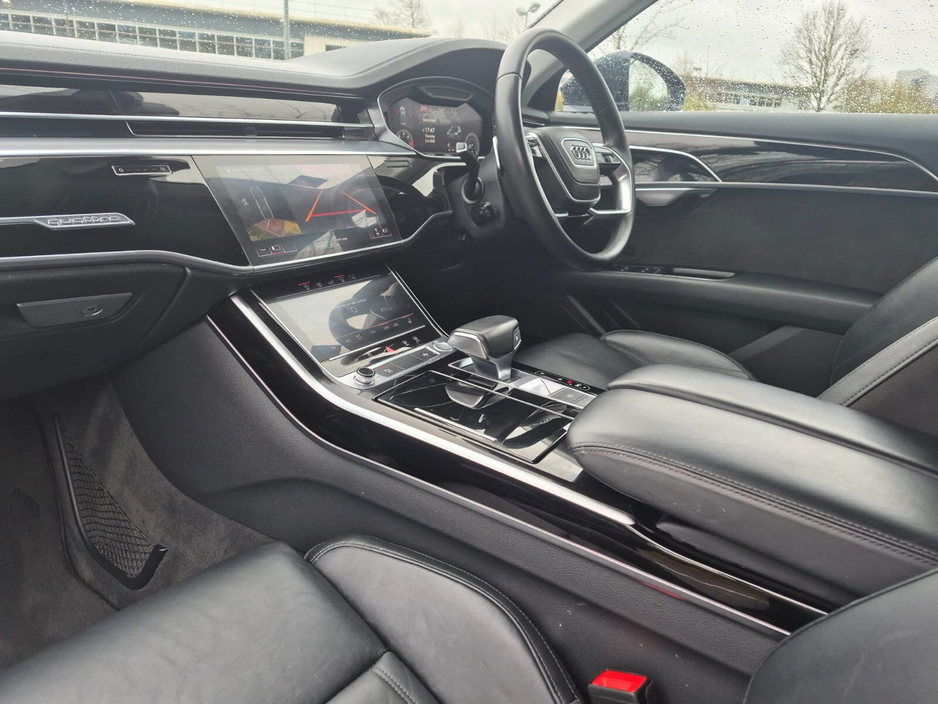 2019 Audi A8 - image 15