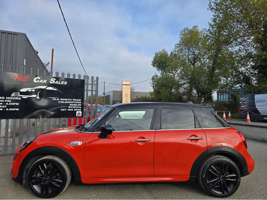 2020 MINI Cooper S - image 13