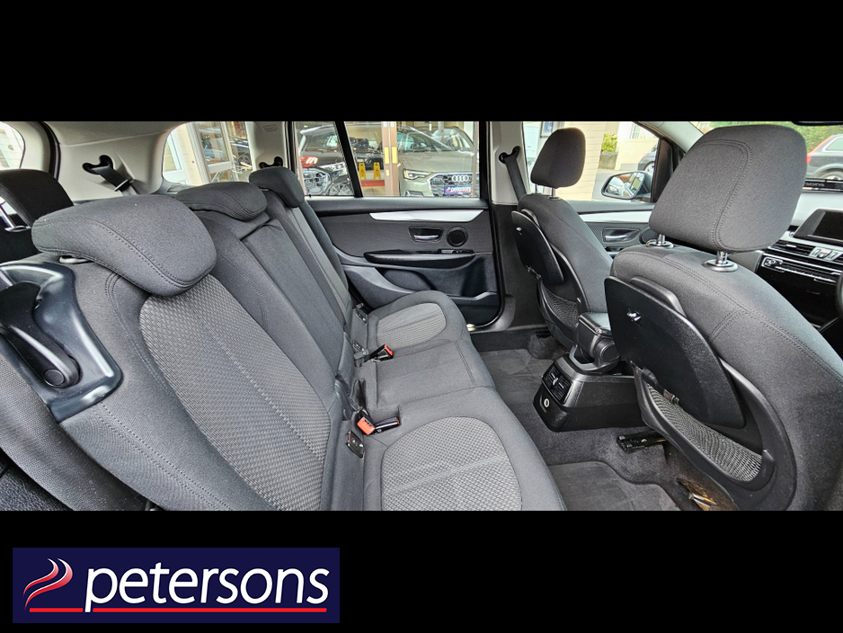 2015 BMW 2 Series - image 16