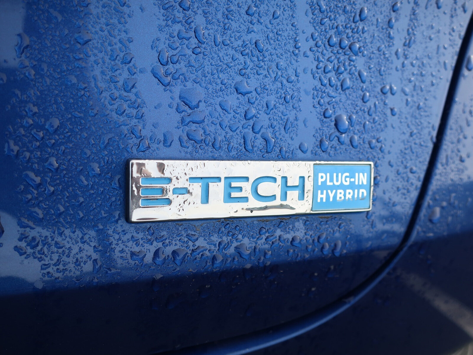 2021 Renault Captur E-TECH Plug-in 160 Auto S-Edition €20,995