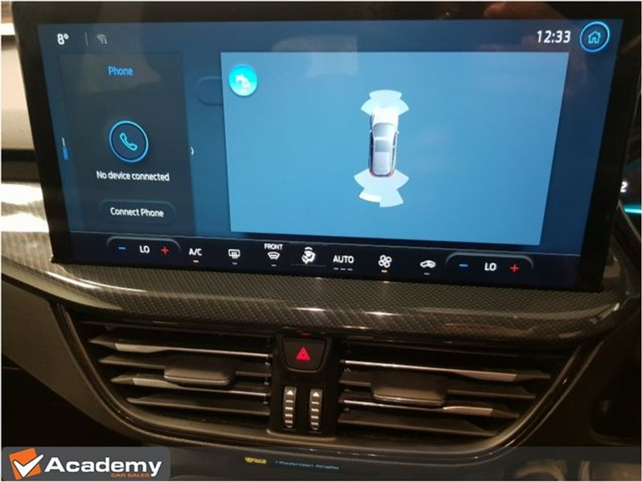 2024 Ford Focus - image 16